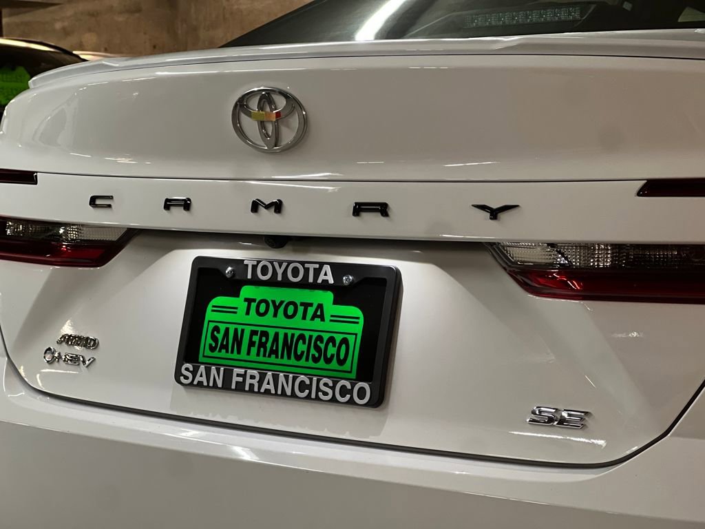 New 2026 Toyota Camry SE image 7