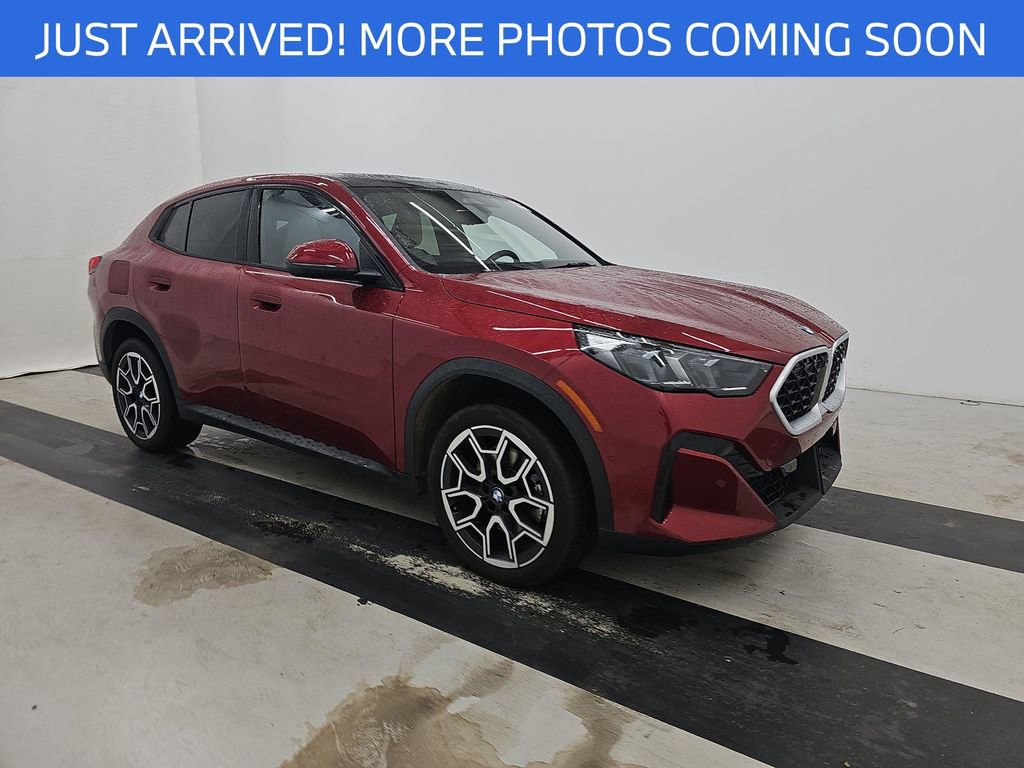 Used 2025 BMW X2 xDrive28i image 1