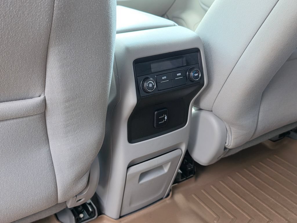 Used 2018 GMC Acadia SLE w/ Driver Alert Package I FWD image 34