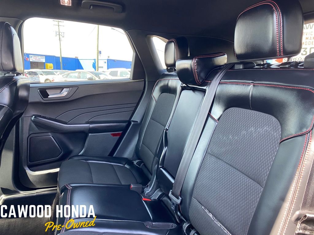 Used 2025 Ford Escape ST-Line Select AWD/4WD image 15