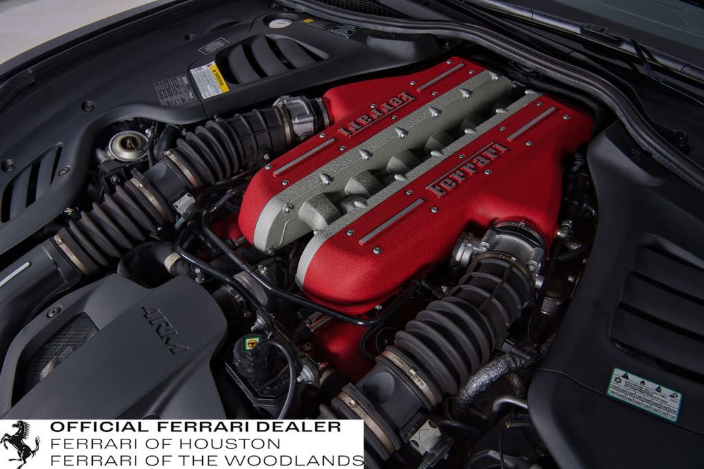 Used 2018 Ferrari GTC4Lusso image 34