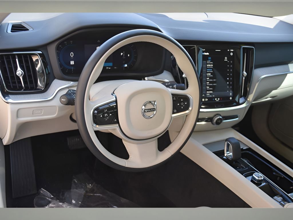 Used 2025 Volvo S60 B5 Plus FWD image 12