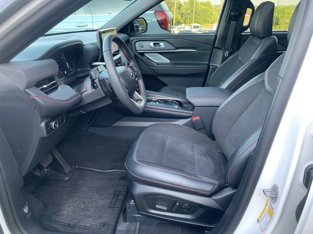 Used 2025 Ford Explorer ST w/ Sun And Sound Package AWD/4WD image 22