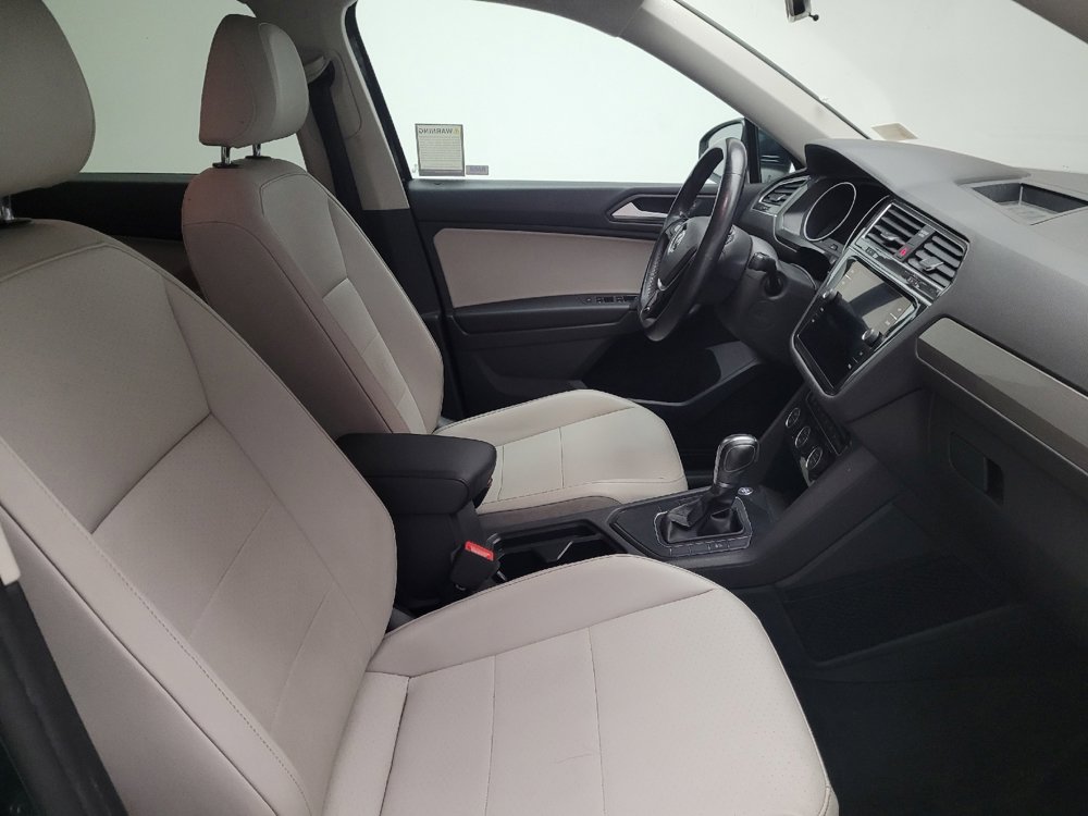 Used 2019 Volkswagen Tiguan SE image 21