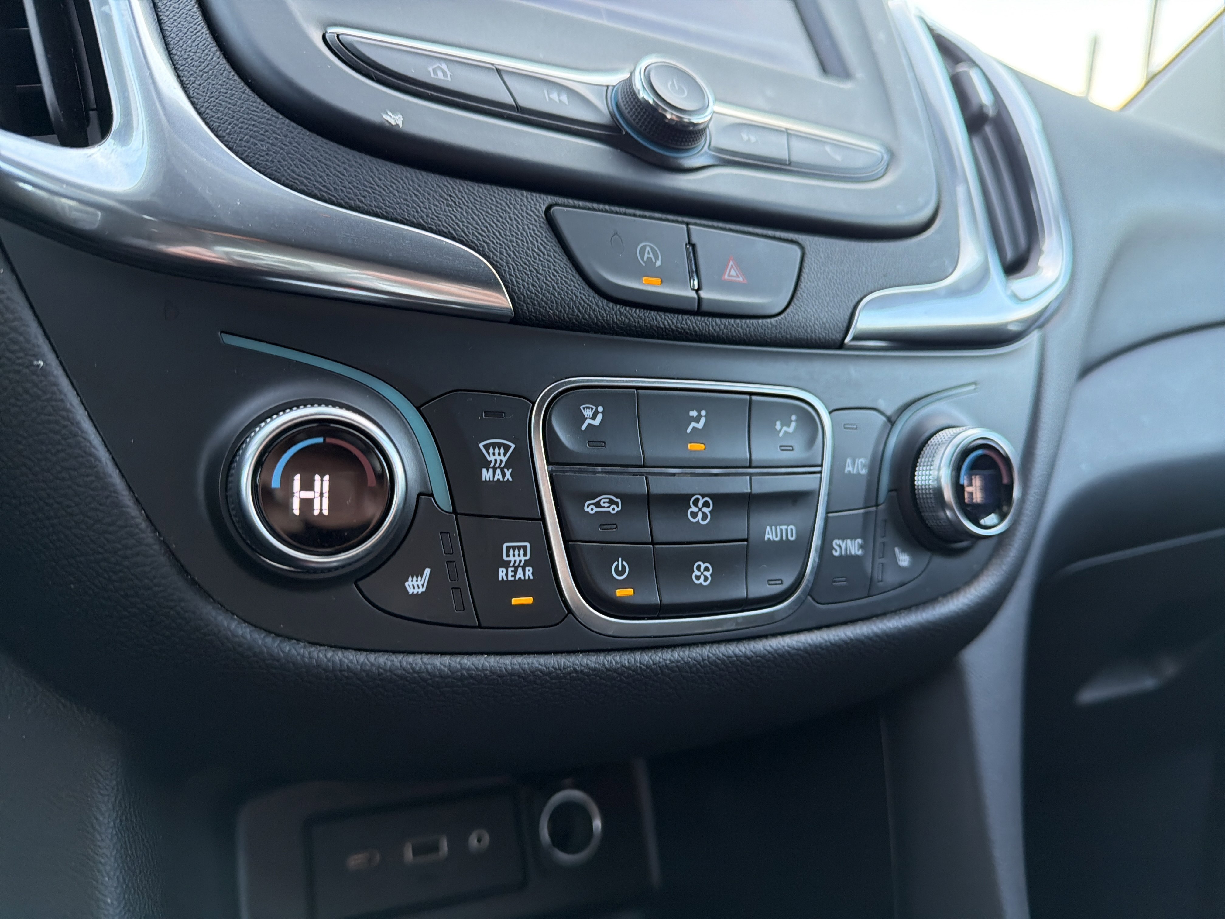 Certified 2024 Chevrolet Equinox LT image 21