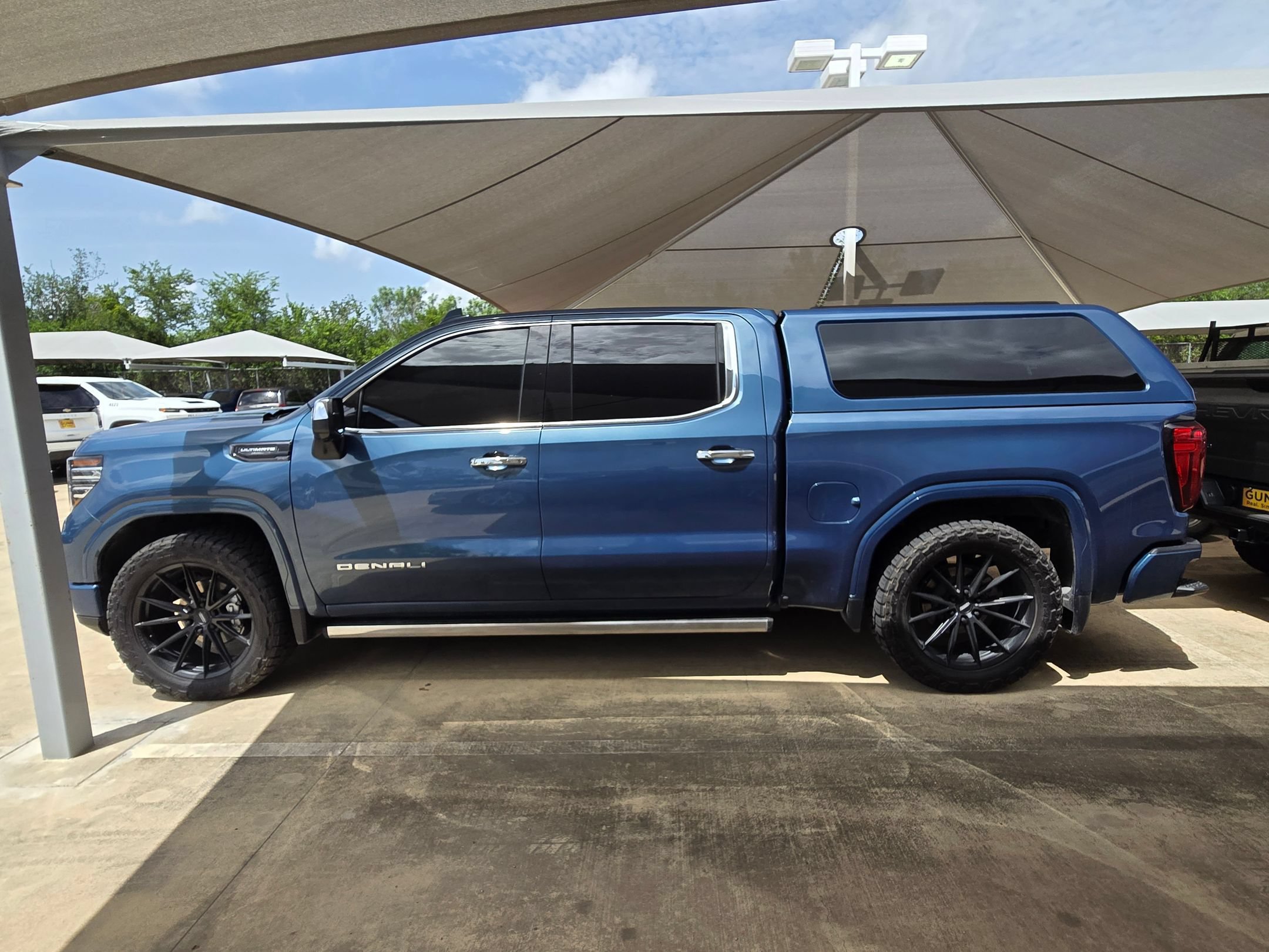 Used 2026 GMC Sierra 1500 Denali Ultimate AWD/4WD image 4