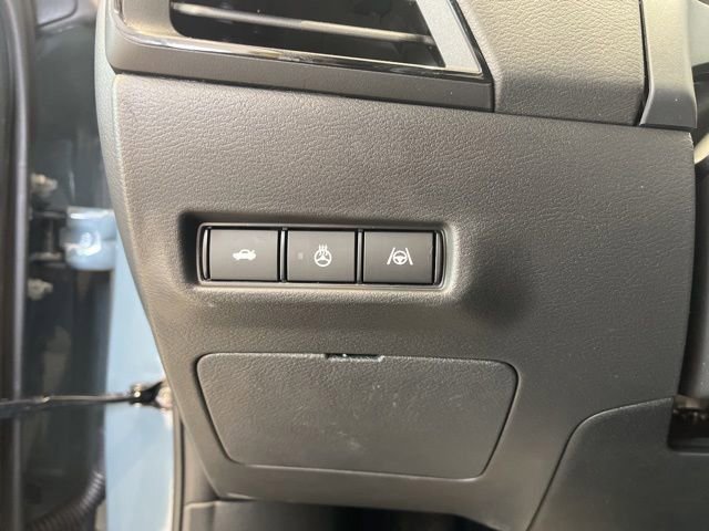 New 2026 Nissan Sentra SR w/ SR Premium Package FWD image 18
