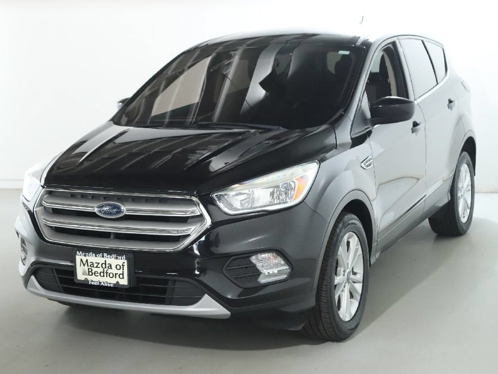 Used 2019 Ford Escape SE FWD image 3