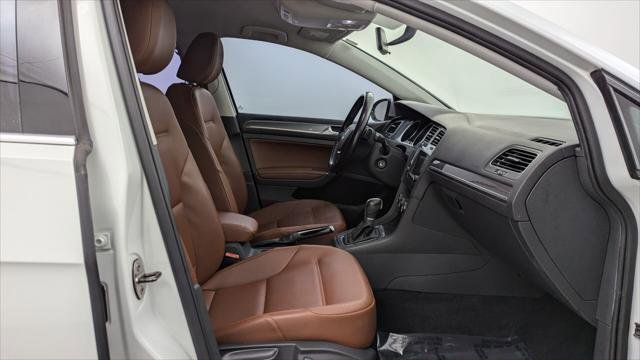 Used 2017 Volkswagen Golf Alltrack SEL image 21