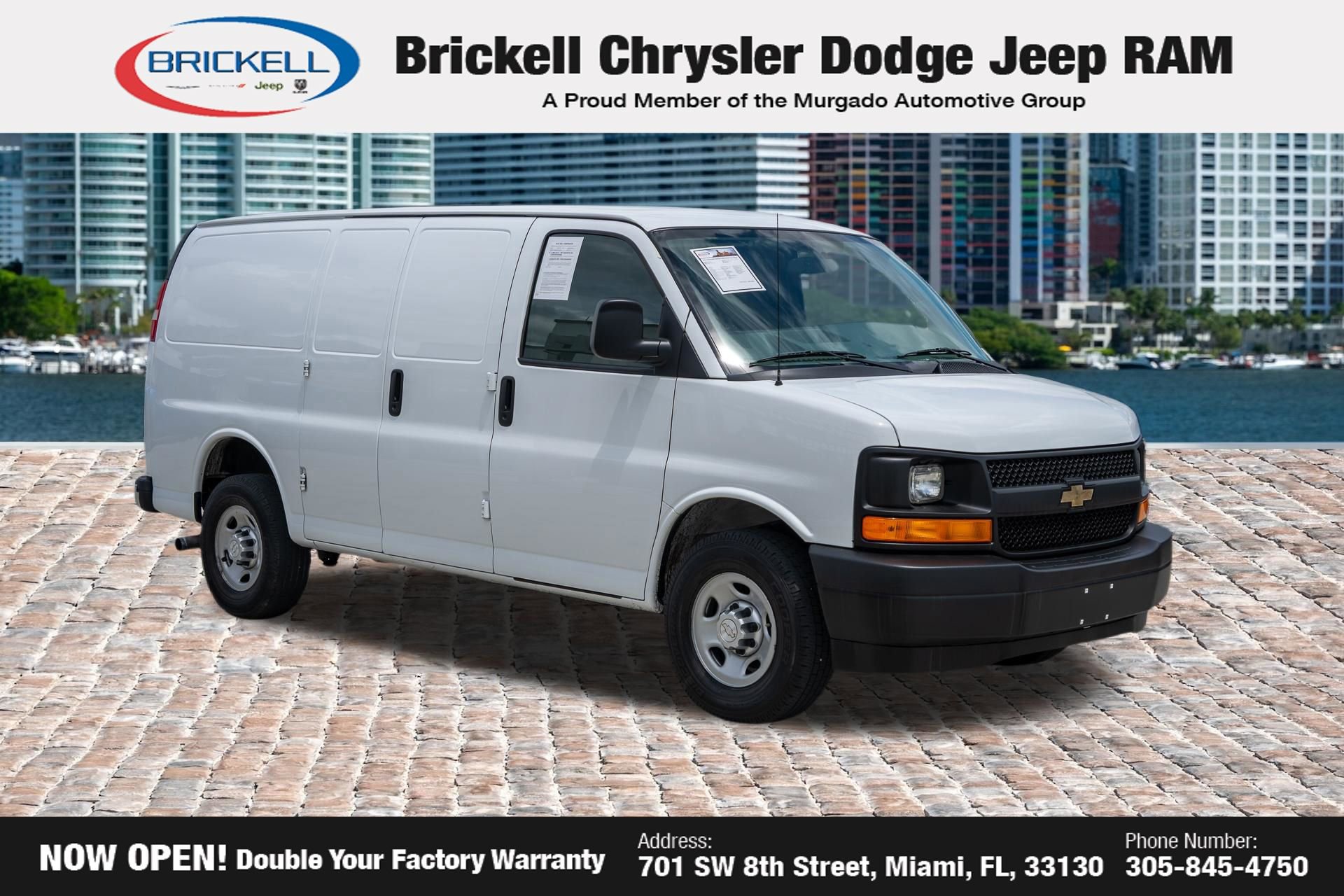 Used 2017 Chevrolet Express 2500 image 3