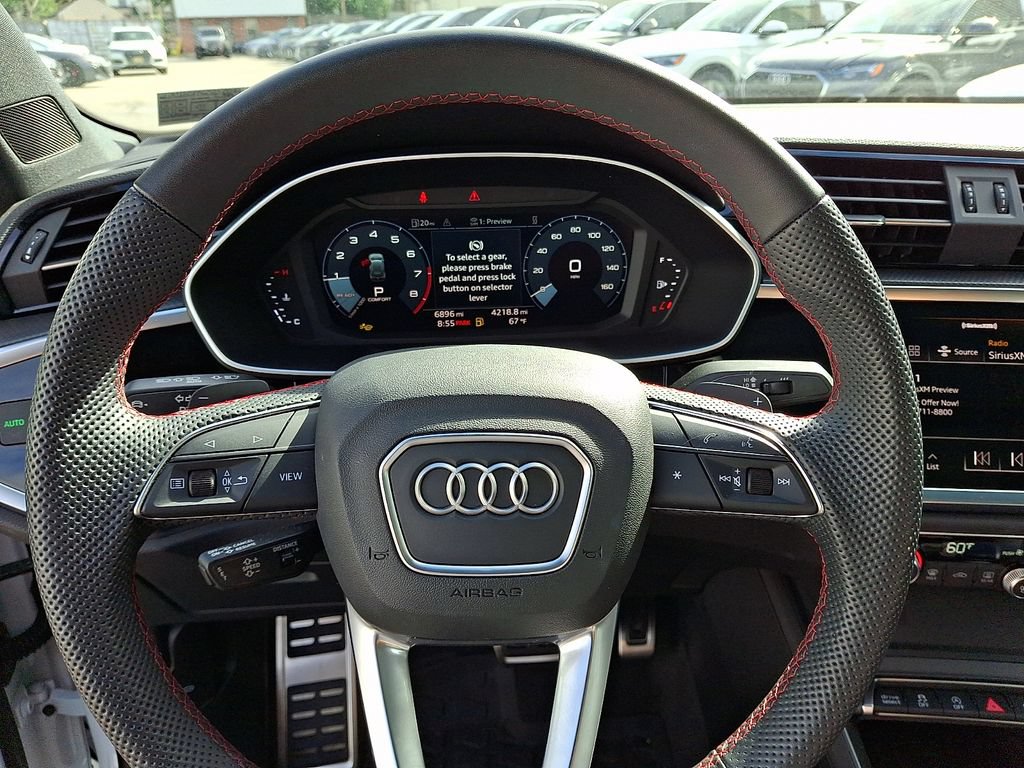 Certified 2025 Audi Q3 2.0T Premium Plus w/ Premium Plus Package AWD/4WD image 20