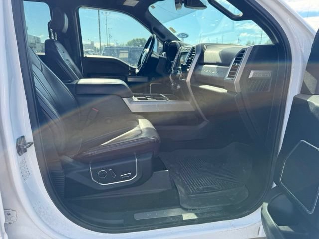 Used 2017 Ford F350 Platinum w/ Platinum Ultimate Package AWD/4WD image 12
