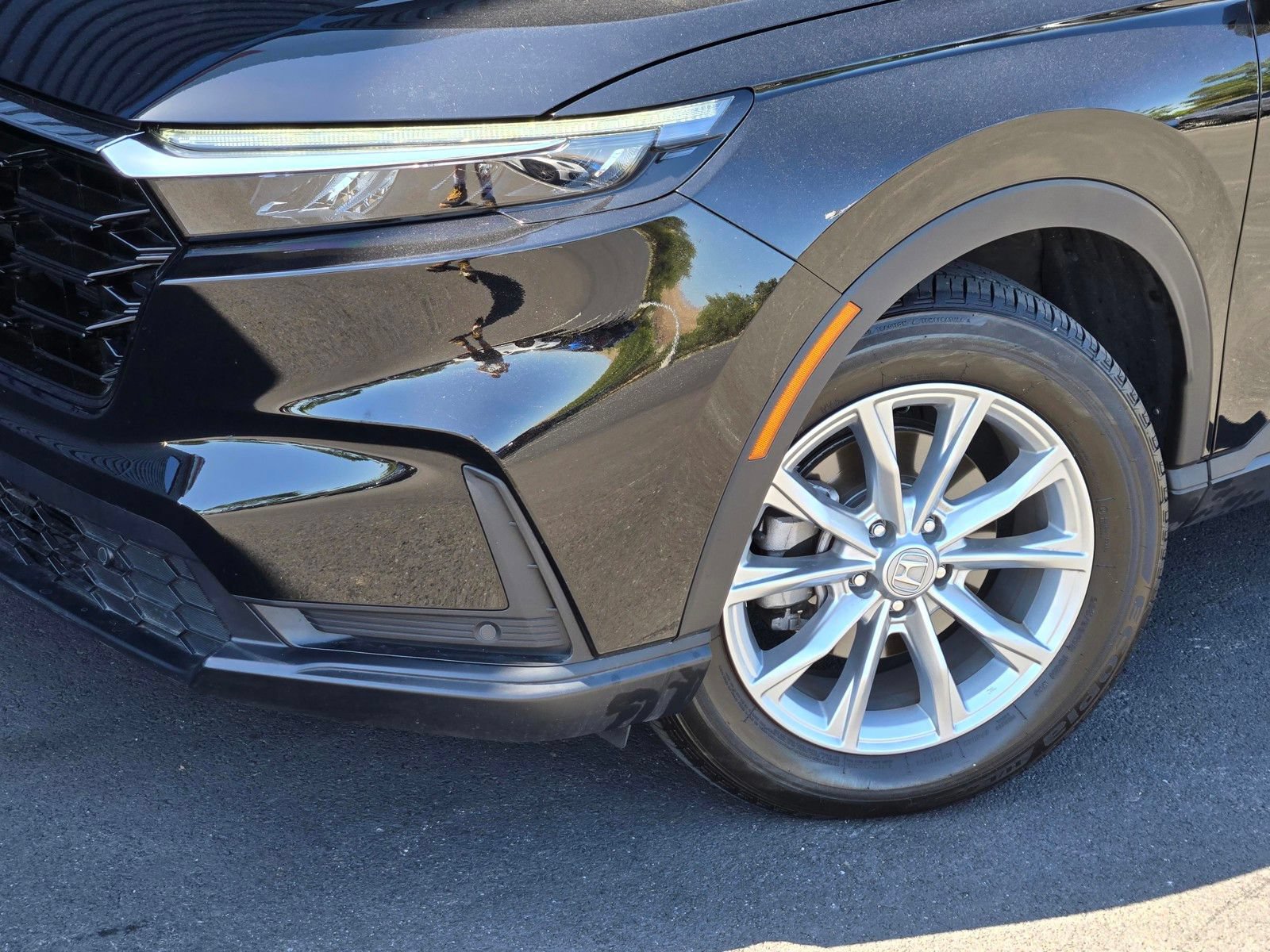 Used 2024 Honda CR-V EX-L image 9