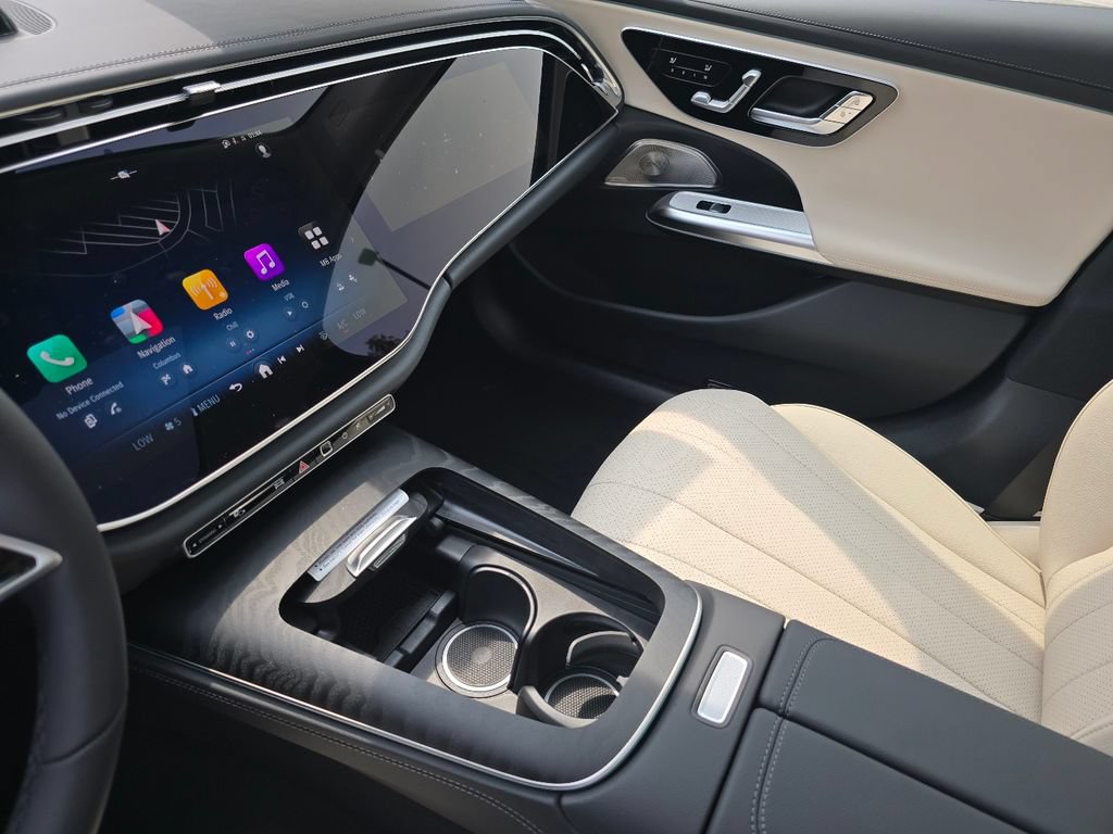 New 2026 Mercedes-Benz E 450 4MATIC Sedan image 32