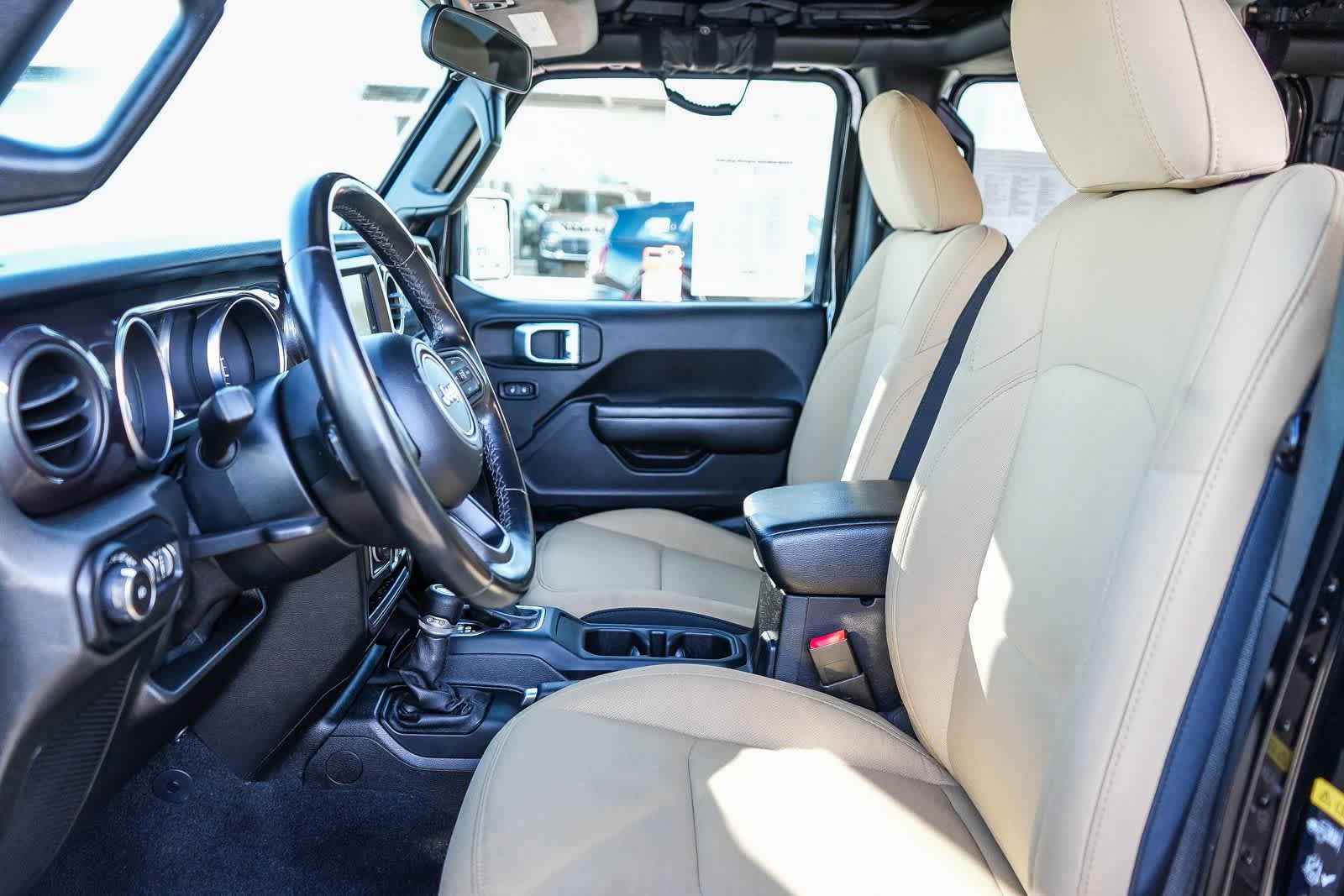 Used 2020 Jeep Wrangler Unlimited Sport AWD/4WD image 18