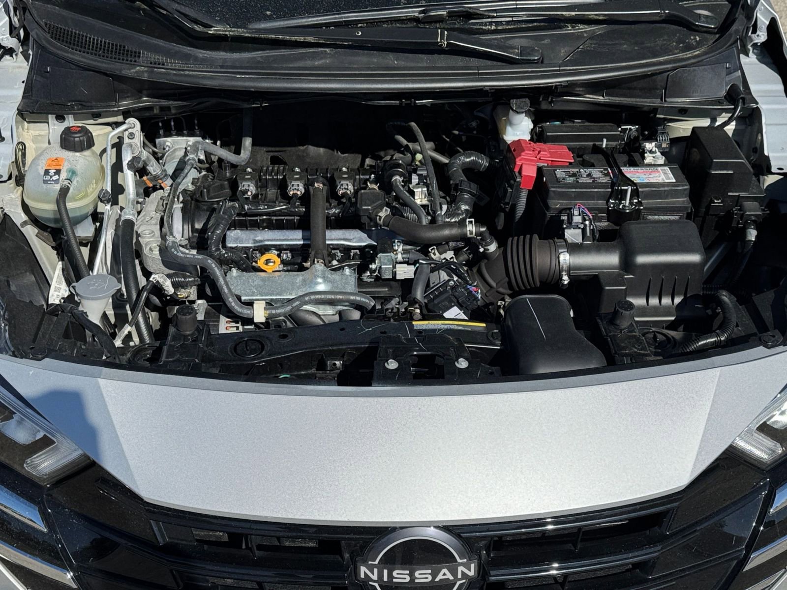 Used 2025 Nissan Versa SV image 28