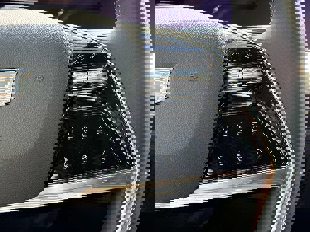 New 2026 Cadillac Escalade IQL Luxury w/ LPO, Floor Liner Package image 14