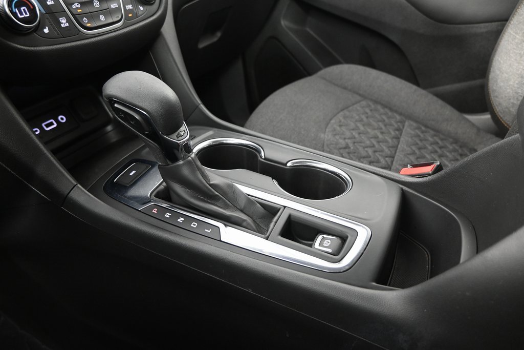 Used 2023 Chevrolet Equinox LT image 31