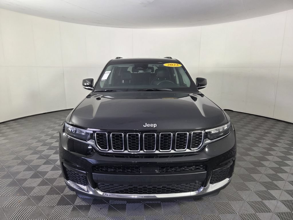 Used 2023 Jeep Grand Cherokee L Limited w/ Trailer Tow Group (B) AWD/4WD image 4