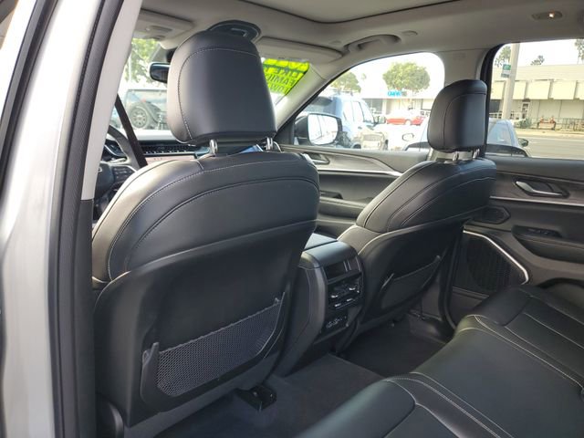 Used 2022 Jeep Grand Cherokee Limited 4xe image 12