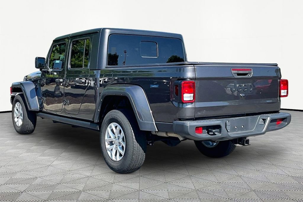 Used 2023 Jeep Gladiator Sport AWD/4WD image 4