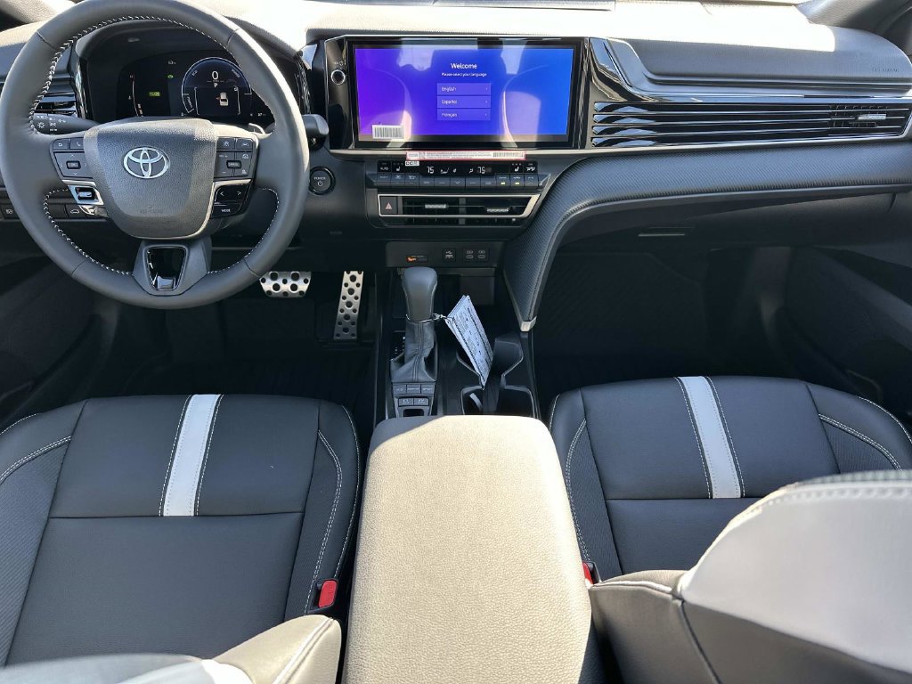 New 2026 Toyota Camry SE AWD/4WD image 12