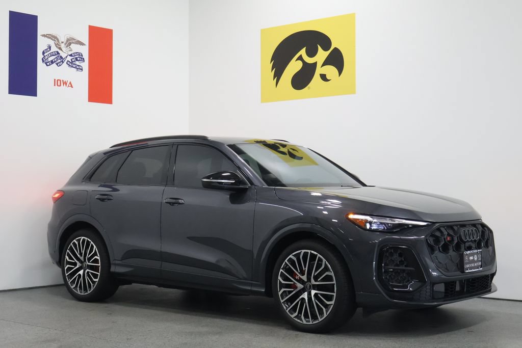 Used 2025 Audi SQ5 Prestige w/ Prestige Package AWD/4WD image 1