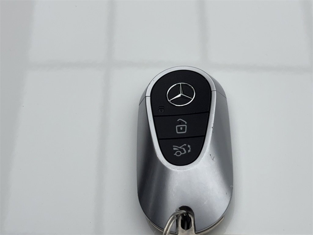 Used 2025 Mercedes-Benz C 300 Sedan image 64