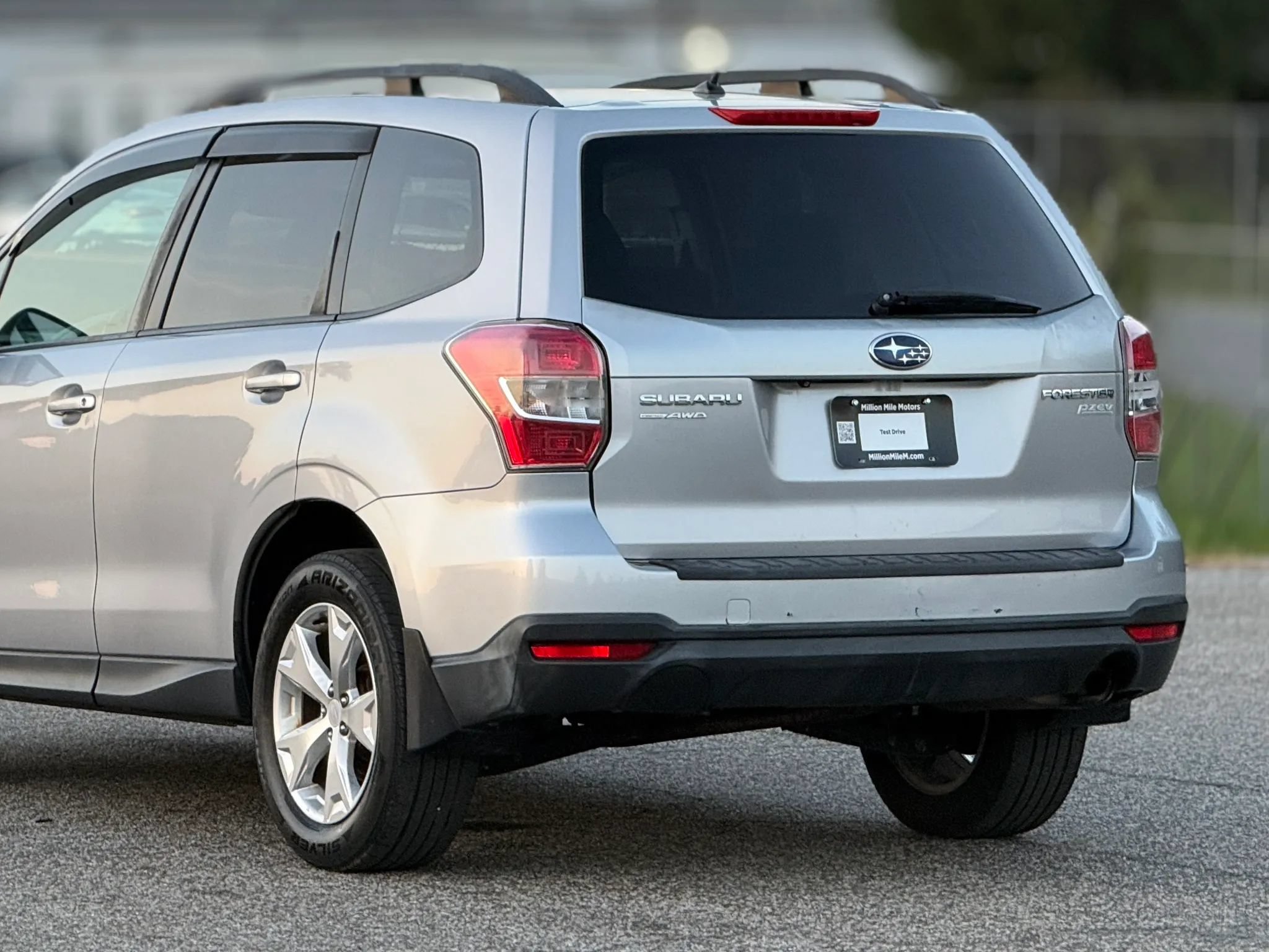 Used 2014 Subaru Forester 2.5i Premium w/ Popular Package #2 AWD/4WD image 16