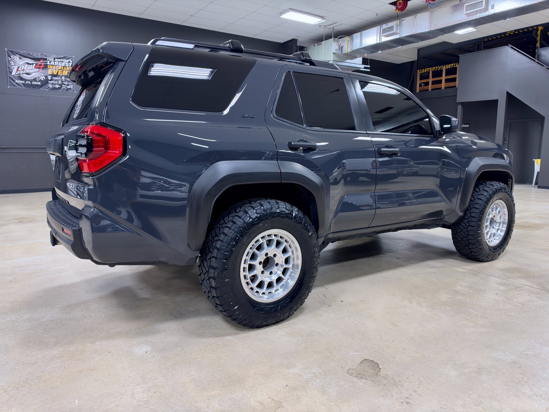 Used 2026 Toyota 4Runner SR5 AWD/4WD image 3