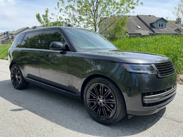 Used 2024 Land Rover Range Rover Long Wheelbase Autobiography AWD/4WD image 4