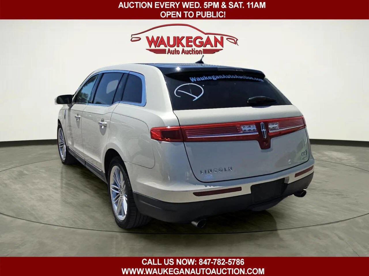 Used 2014 Lincoln MKT AWD w/ Equipment Group 201A image 4