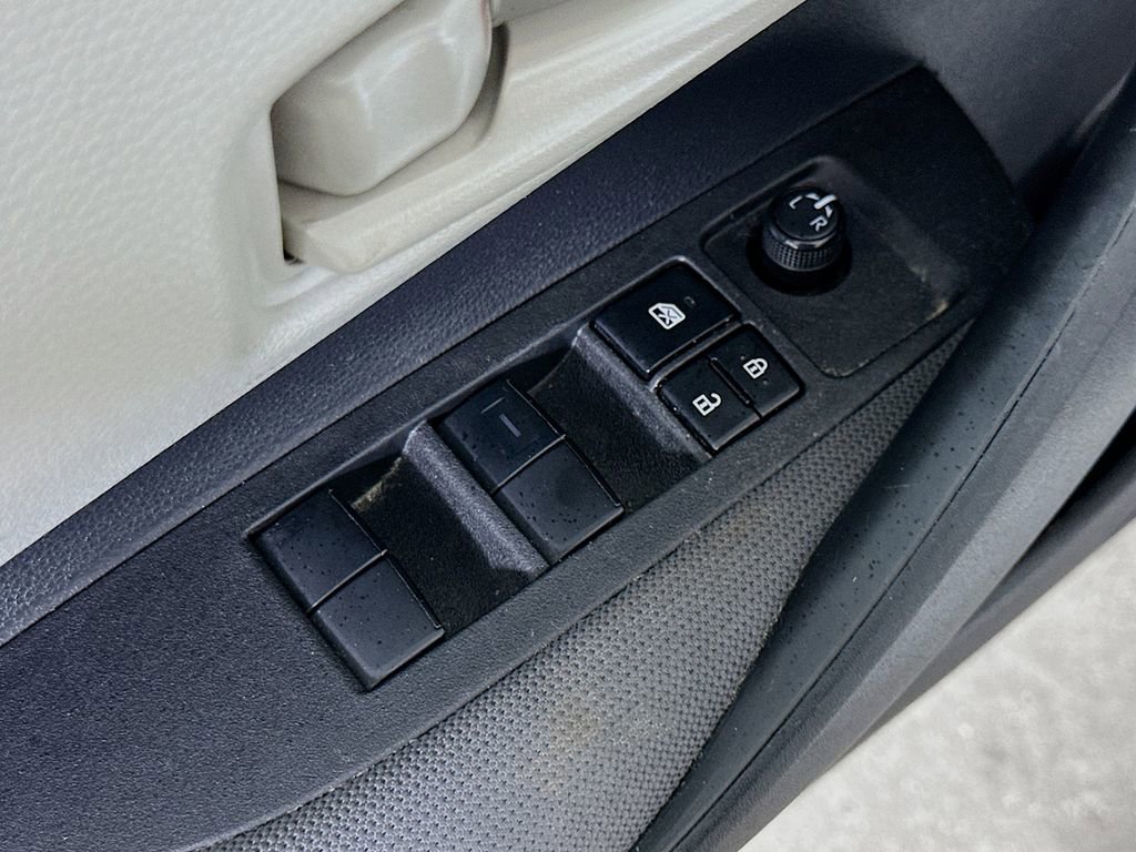 Used 2023 Toyota Corolla LE FWD image 20