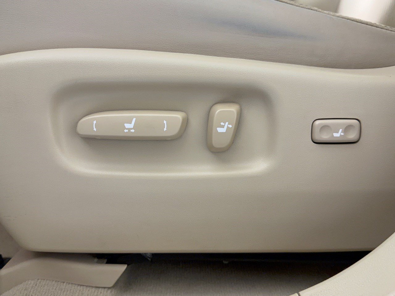 Used 2015 Lexus RX 350 FWD image 16