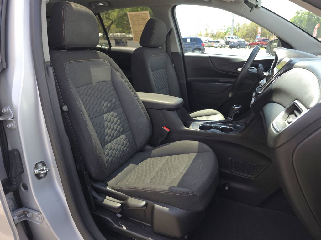 Used 2018 Chevrolet Equinox LT w/ Sun & Infotainment Package image 15