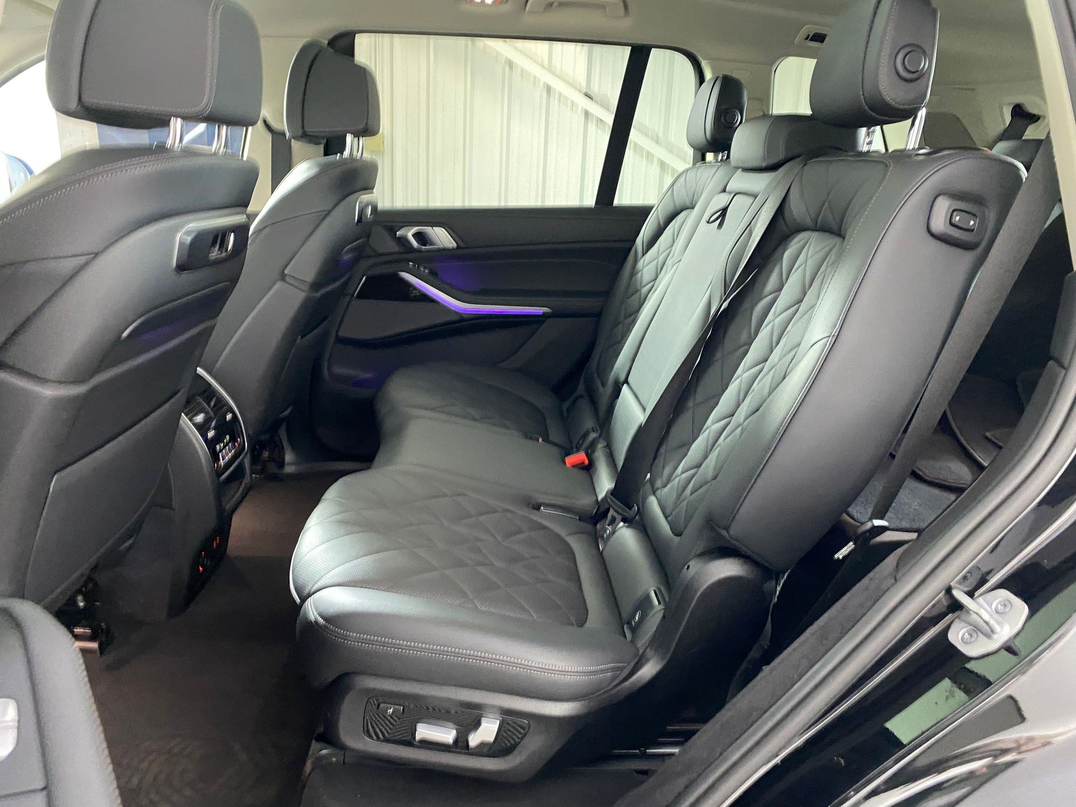 Certified 2025 BMW X7 xDrive40i image 14