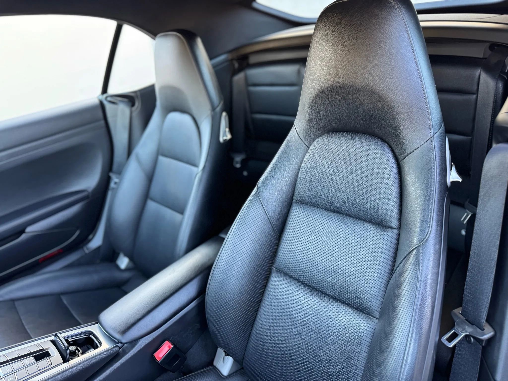 Used 2016 Porsche 911 Carrera image 15