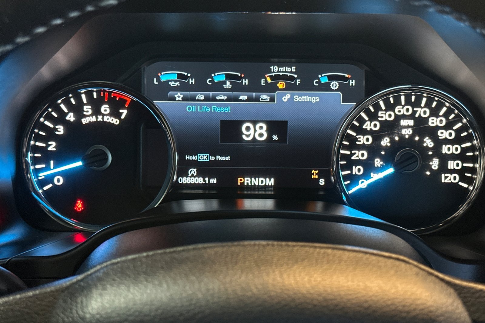 Used 2020 Ford F150 Lariat w/ Equipment Group 502A Luxury AWD/4WD image 23