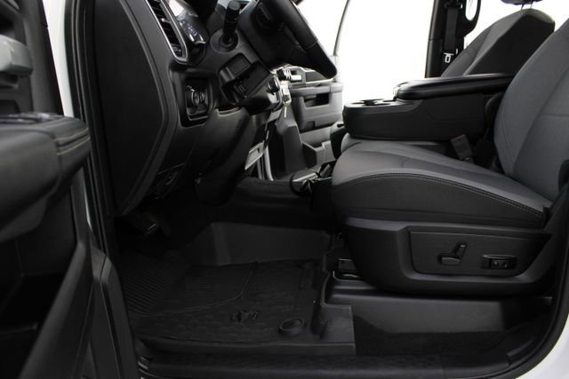 Used 2024 RAM 2500 Big Horn w/ Protection Group AWD/4WD image 15