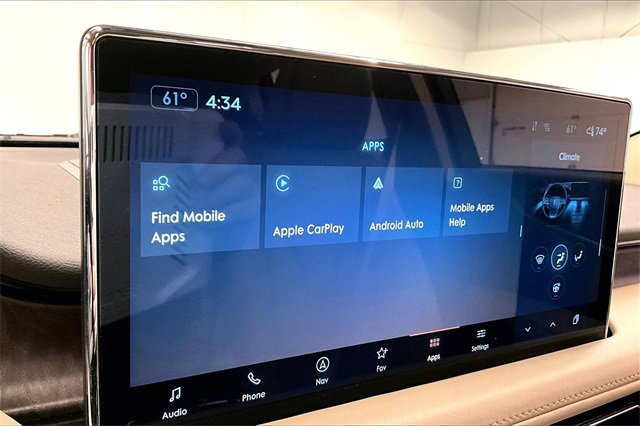 Used 2022 Lincoln Nautilus Reserve w/ Monochromatic Package image 33