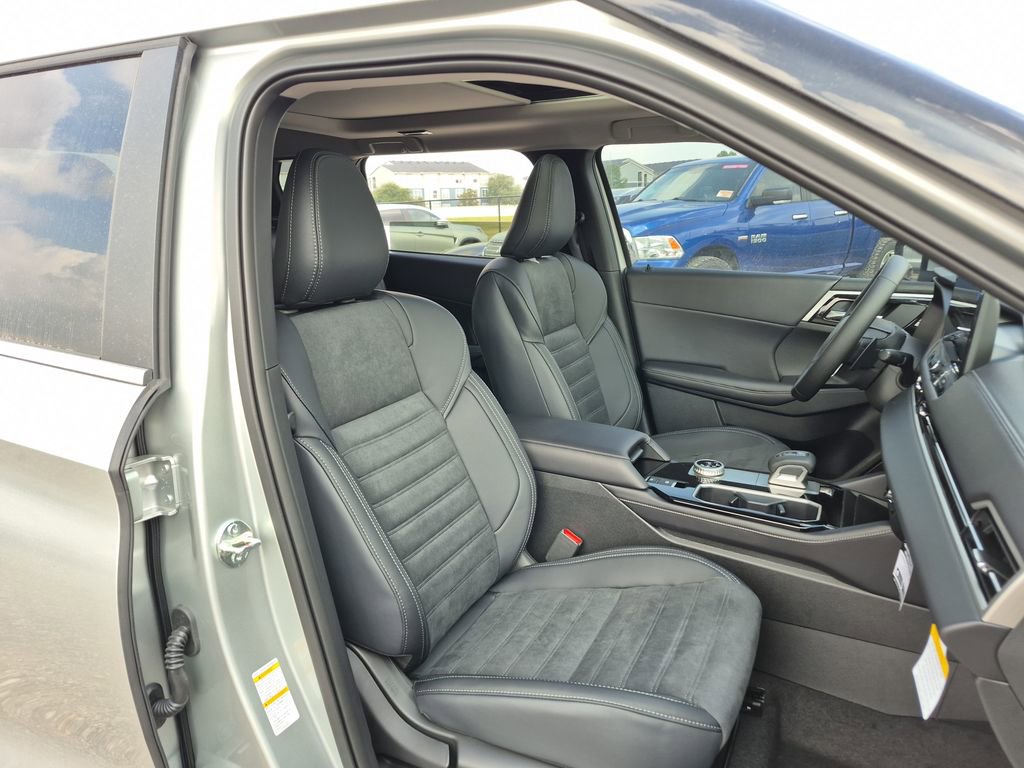 New 2026 Mitsubishi Outlander SE image 61