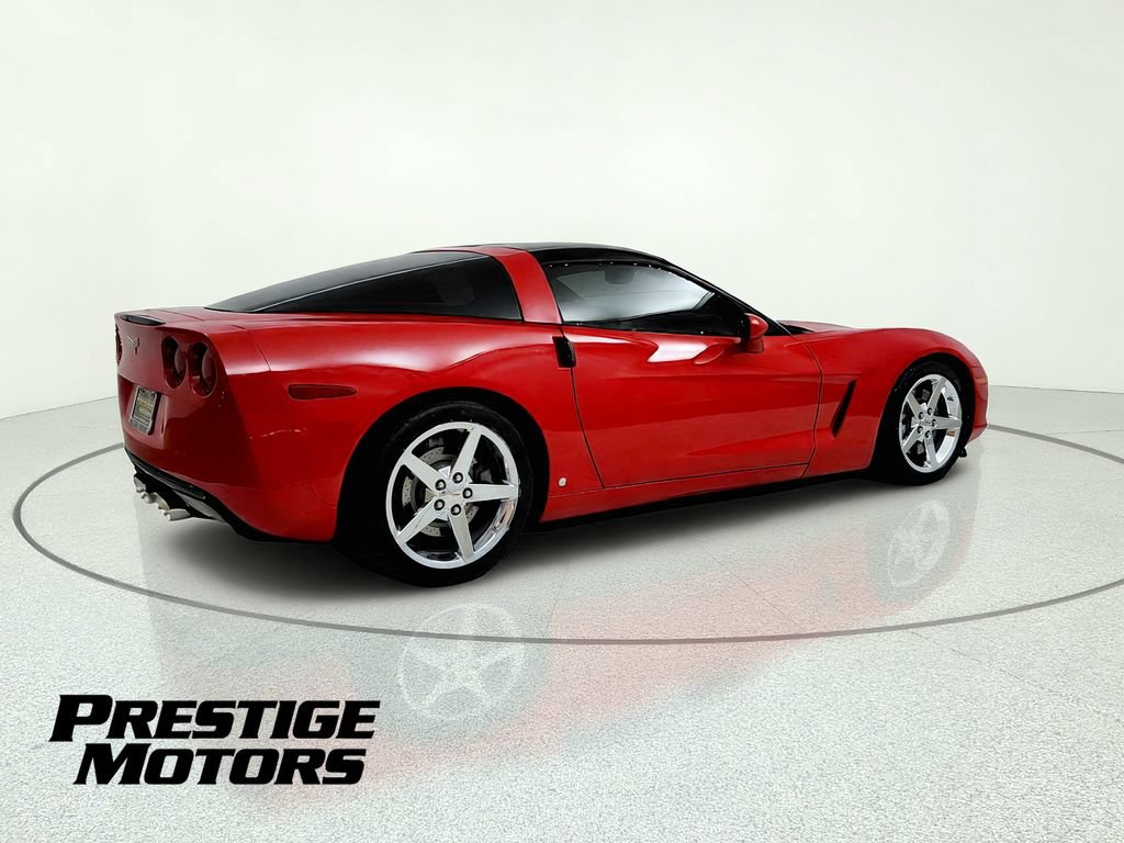 Used 2007 Chevrolet Corvette Coupe w/ Preferred Equipment Group RWD image 8