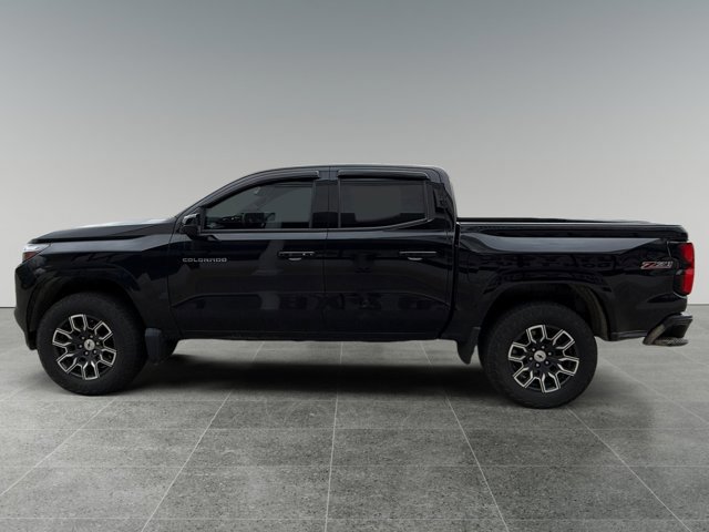 Used 2024 Chevrolet Colorado Z71 w/ Z71 Convenience Package 2 AWD/4WD image 2