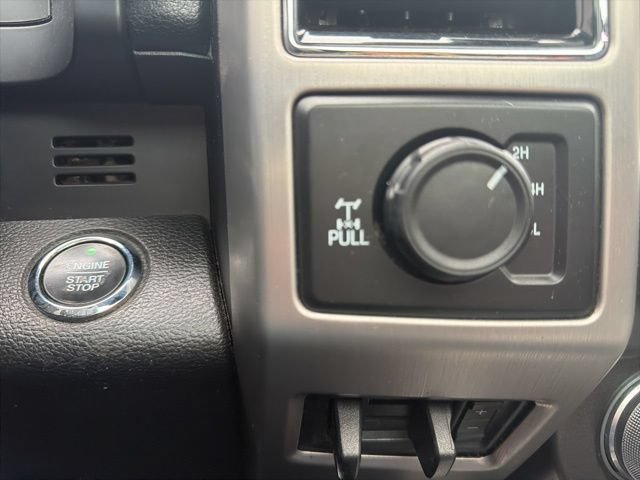 Used 2019 Ford F250 Platinum w/ Platinum Ultimate Package AWD/4WD image 24