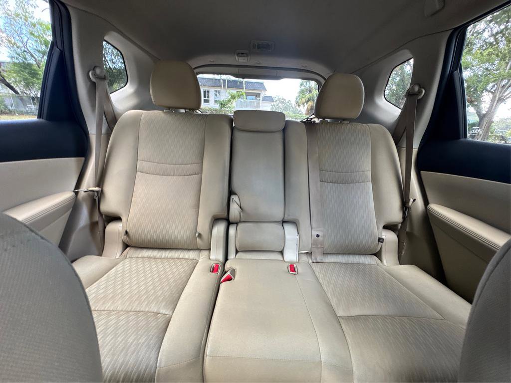 Used 2017 Nissan Rogue S w/ S Appearance Package image 31