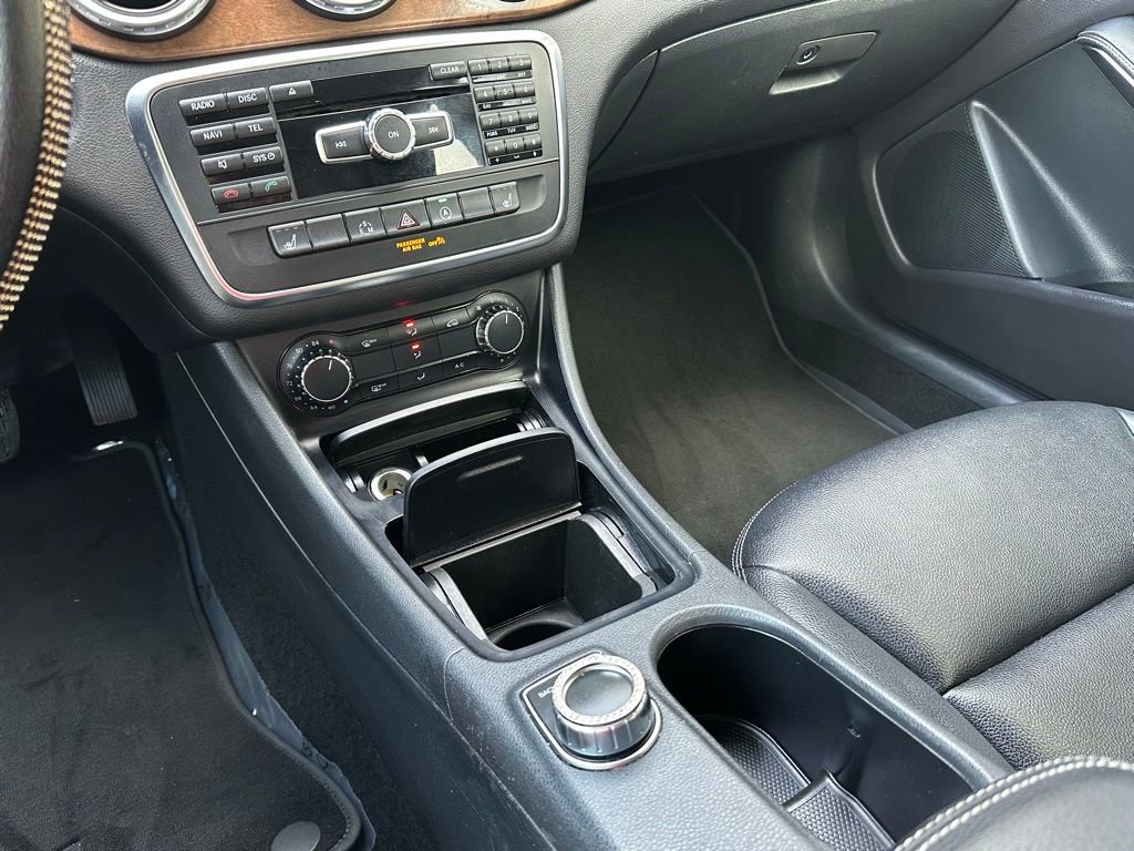 Used 2015 Mercedes-Benz GLA 250 image 43