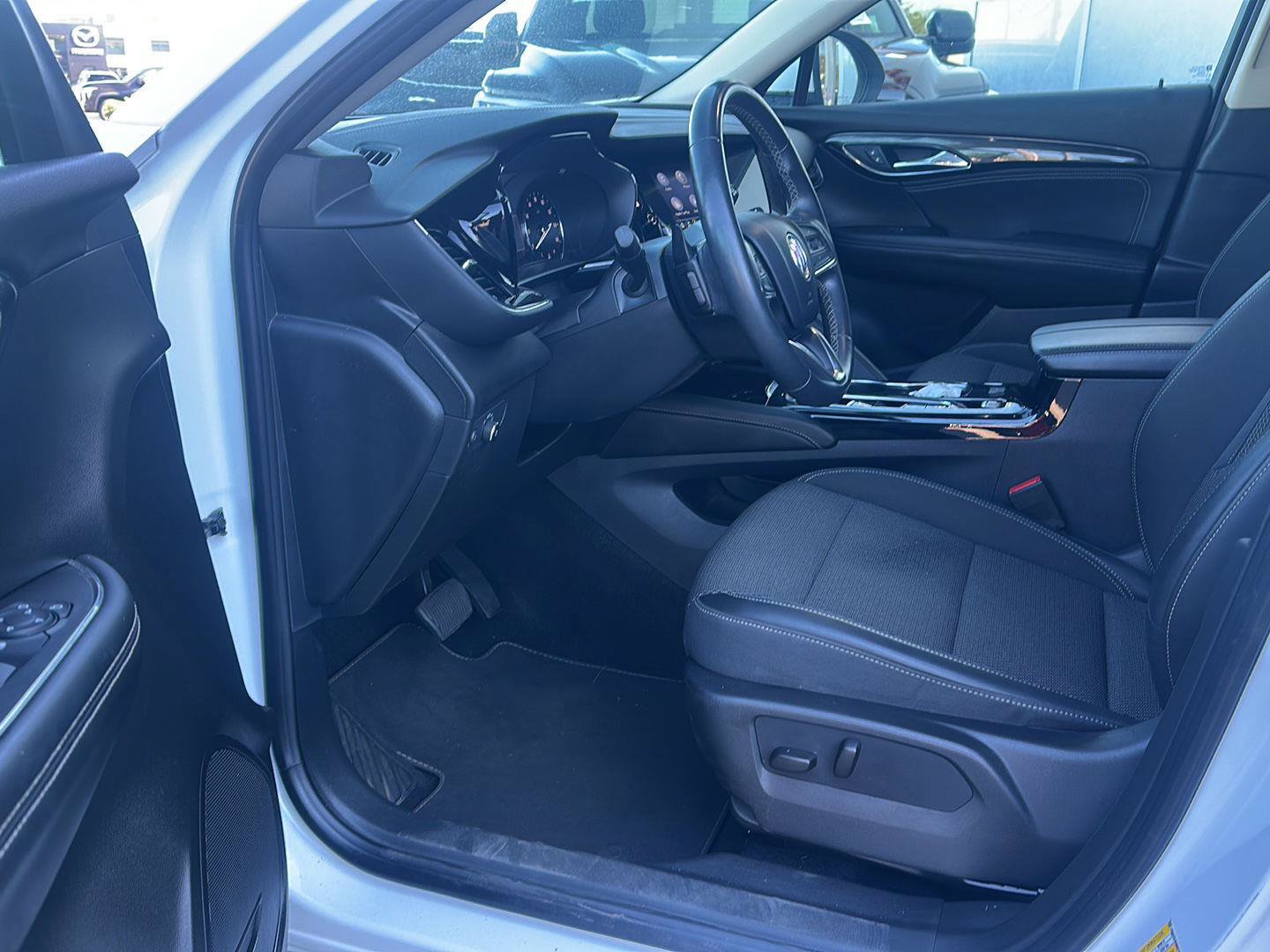 Used 2022 Buick Envision Preferred w/ Safety Package FWD image 8