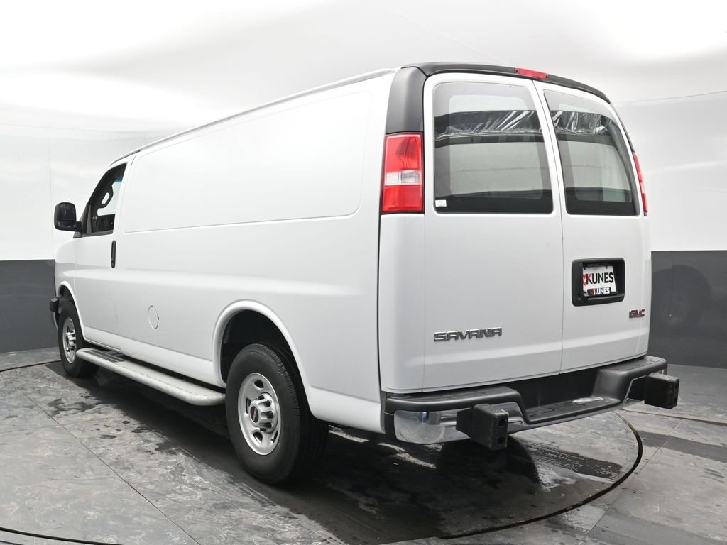 Used 2024 GMC Savana 2500 w/ Driver Convenience Package image 10
