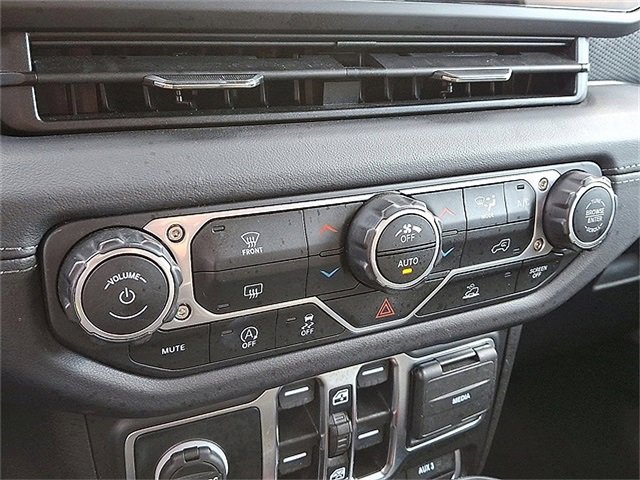 Used 2024 Jeep Wrangler Unlimited Rubicon image 15