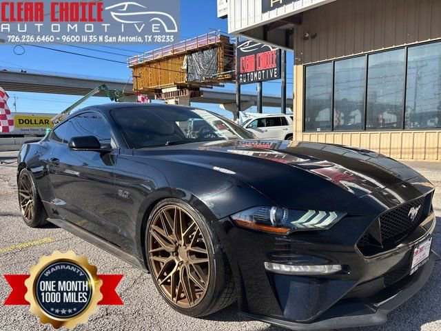 Used 2020 Ford Mustang GT image 1